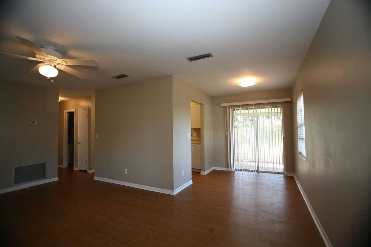 21804 Marlin Ave - Photo 4 of 50