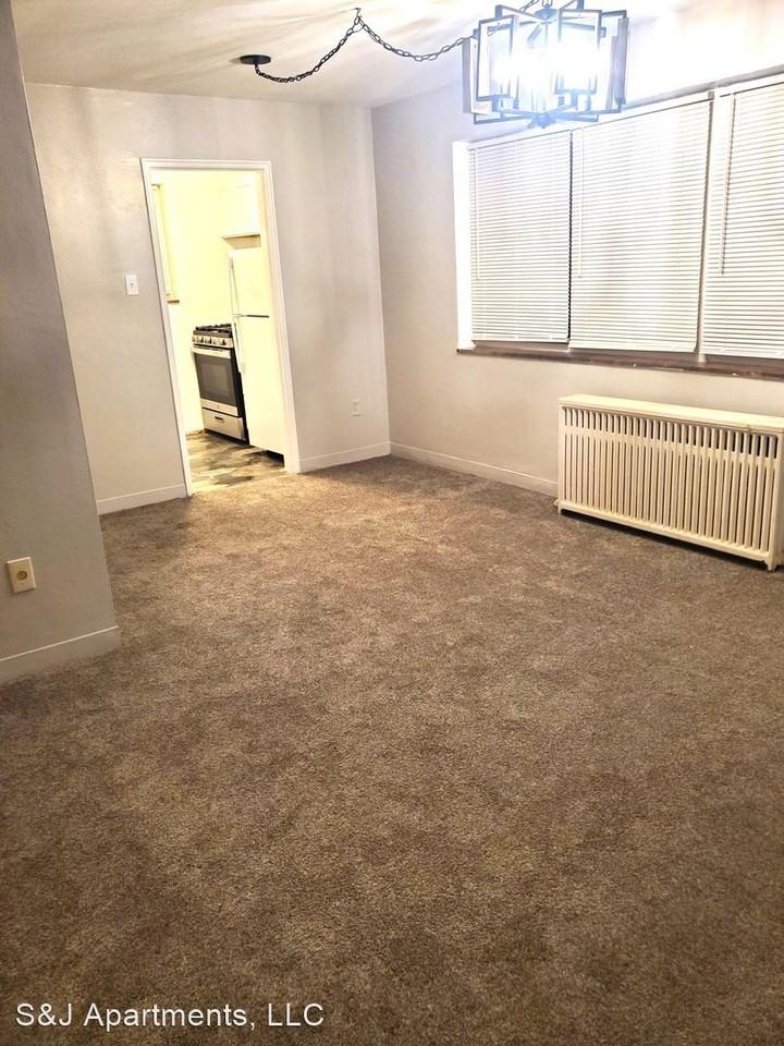 1 Glen Elm Drive - Photo 2 of 11