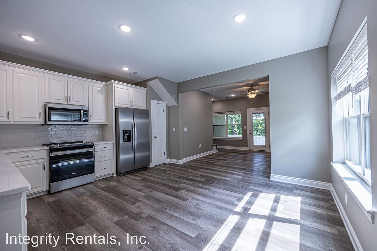 1208 William Place - Photo 2 of 17