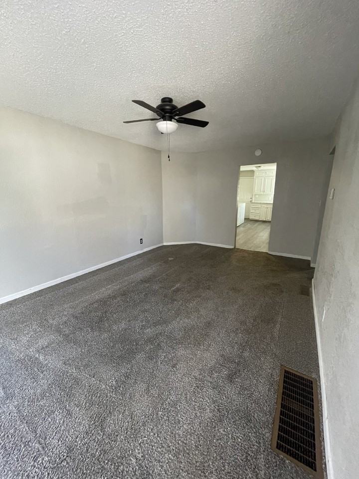 1853 S Grove St - Photo 2 of 10