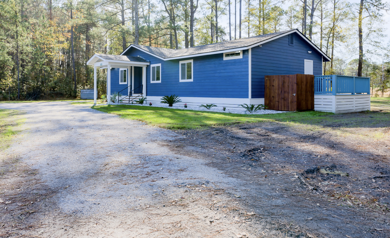 160 Busy Bee Rd - Photo 3 of 23