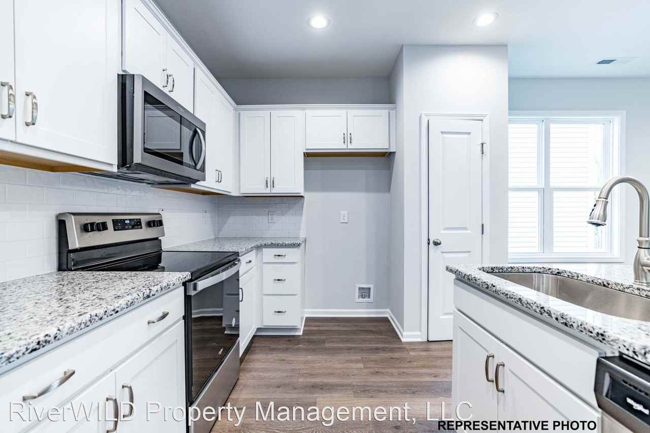 217 Sandpiper St - Photo 2 of 11