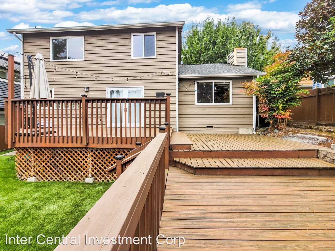 9413 25th Ave Ne - Photo 3 of 28