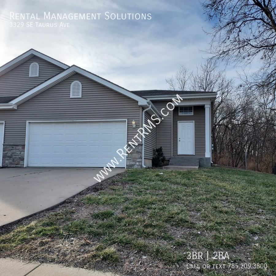 3329 Se Taurus Ave - Photo 2 of 37