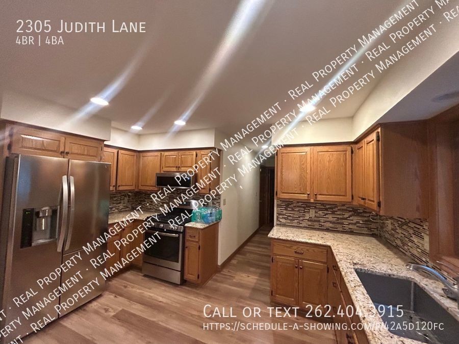 2305 Judith Ln - Photo 2 of 17