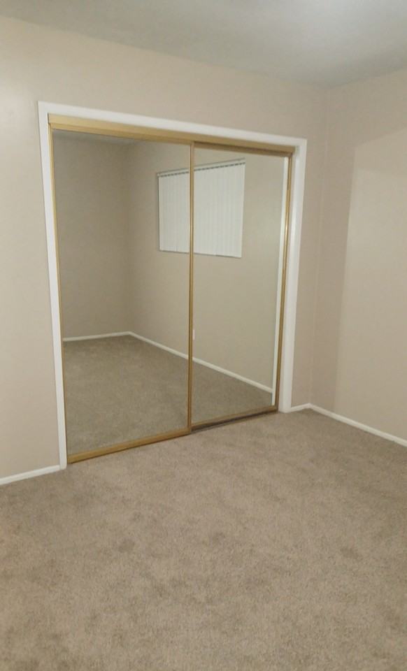 216 Joliet Ave #NA - Photo 3 of 14