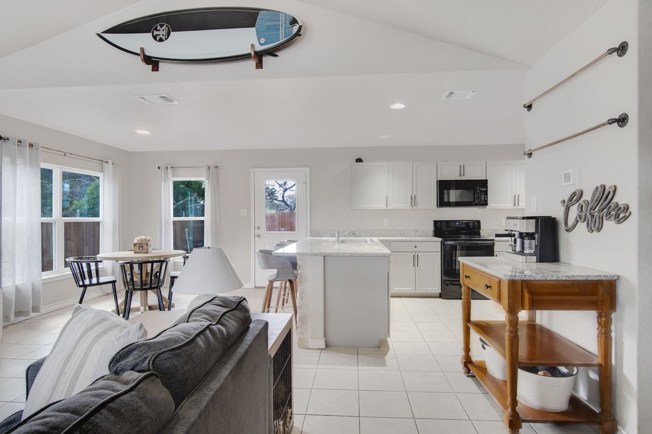 1361 Deer Park Dr #NA - Photo 3 of 23