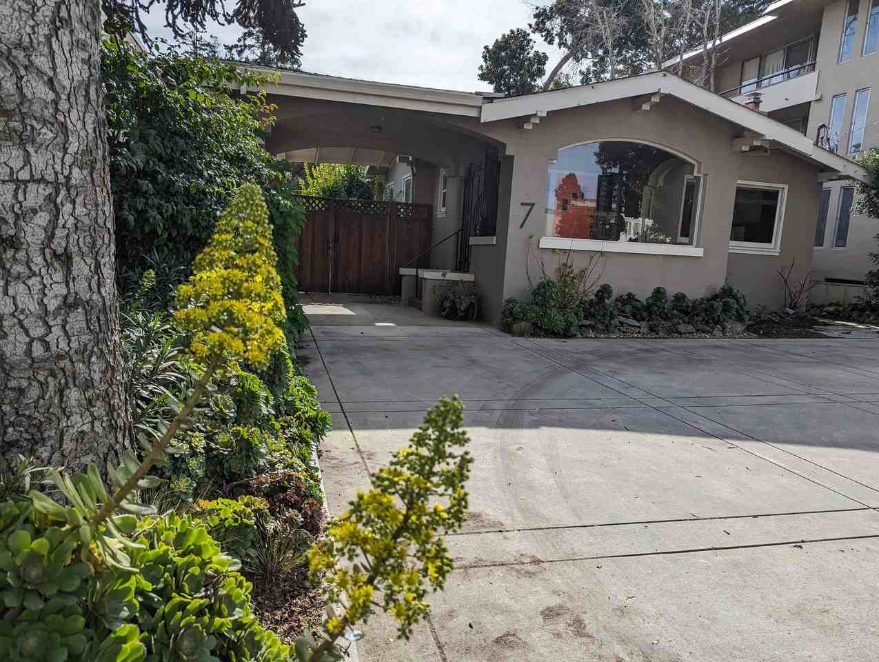 7 El Camino Real, Burlingame, CA 94010 4 Bedroom Apartment for Rent PadMapper