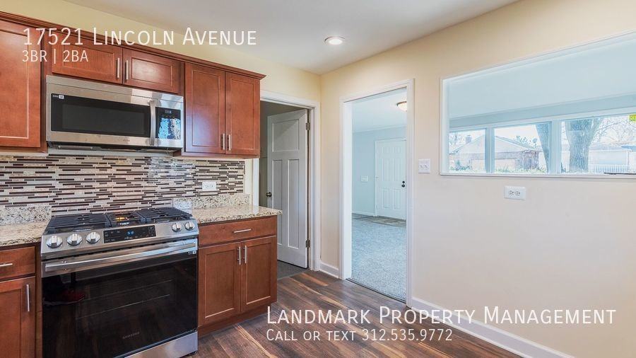 17521 Lincoln Ave - Photo 2 of 26