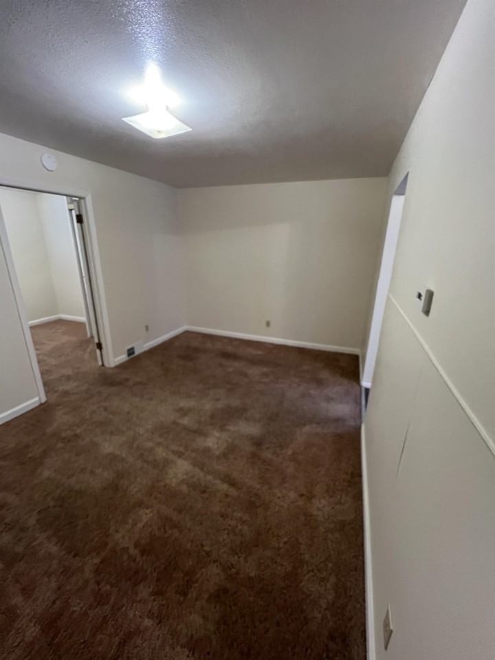 206 S Clayton St #2 - Photo 4 of 7