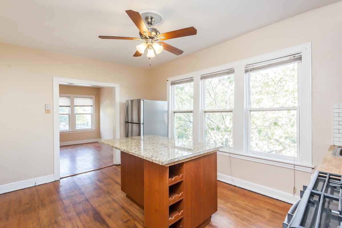 2459 N Ashland Ave #2F - Photo 6 of 30