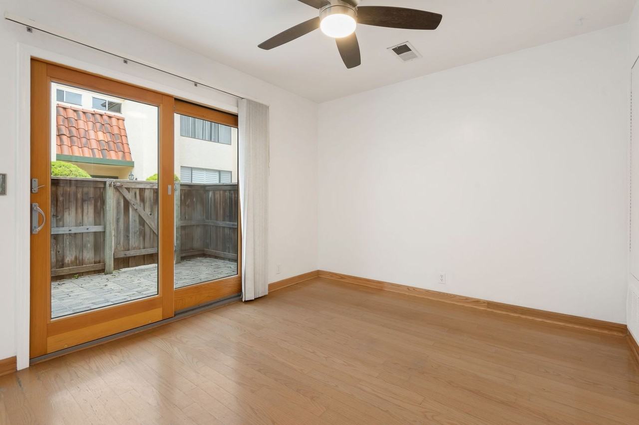 130 W Alamar Ave #3 - Photo 5 of 18