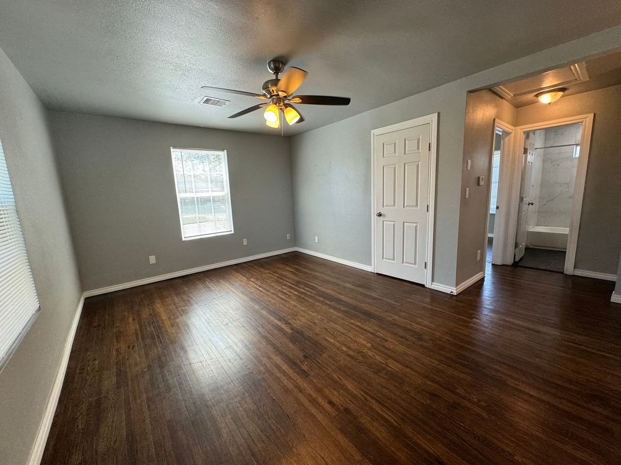 1302 N 73rd East Ave - Photo 2 of 12