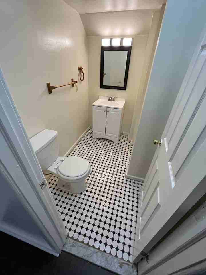 150 4th Apartments - Photo 3 of 5