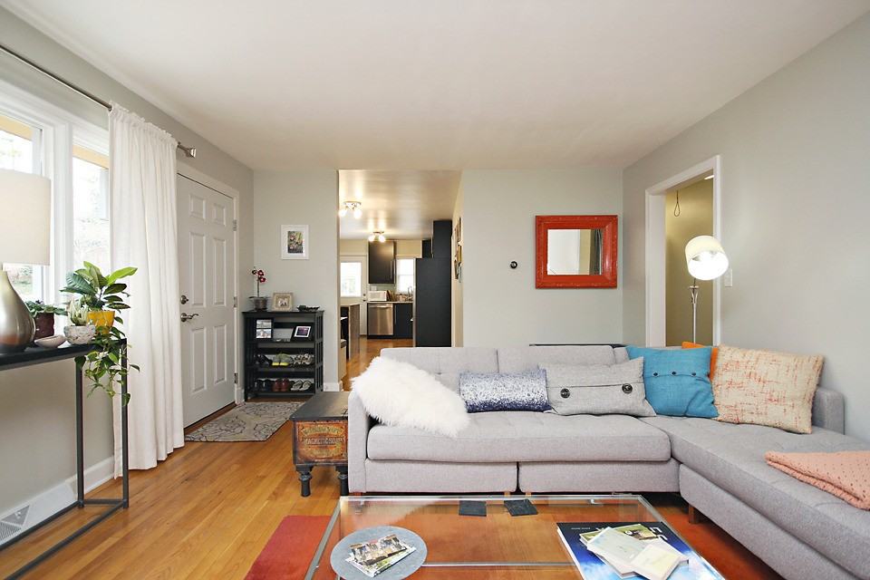 Raymond Ave 112 - Photo 2 of 22