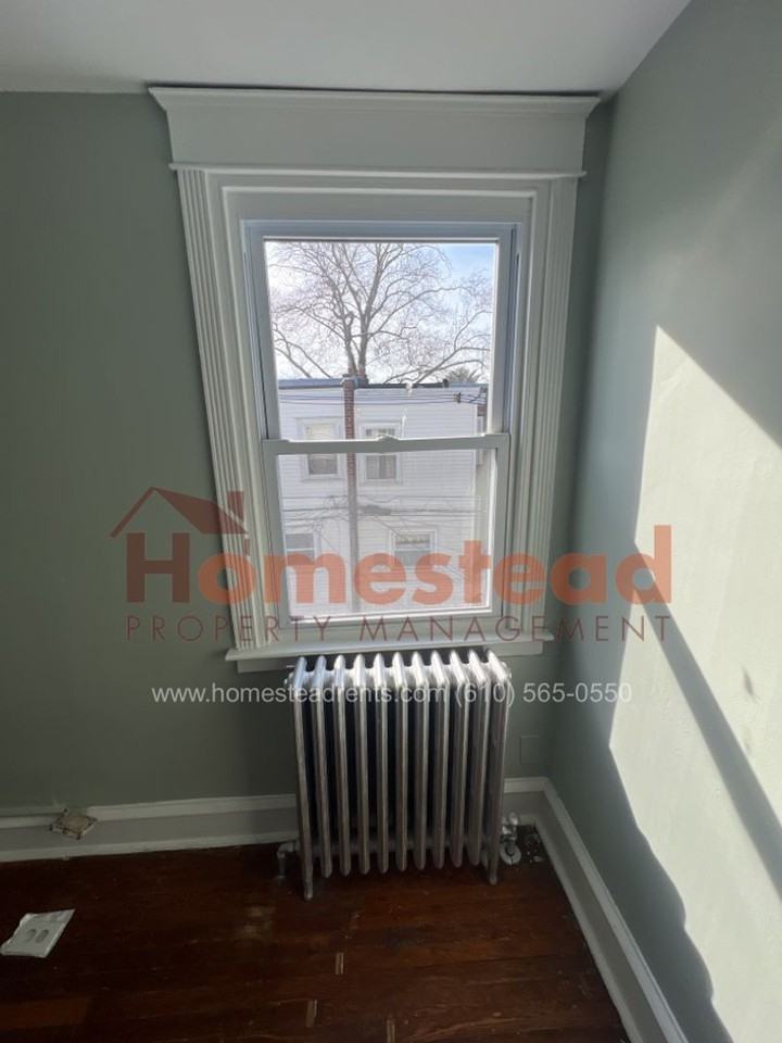 430 Glendale Rd - Photo 5 of 42