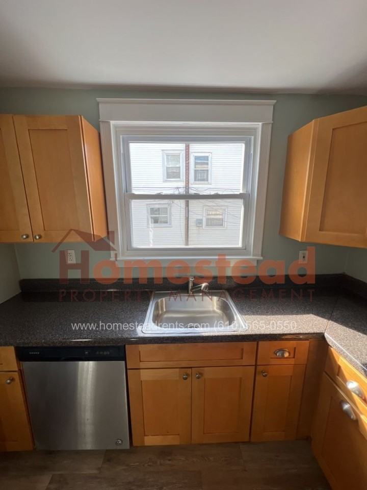 430 Glendale Rd - Photo 6 of 42