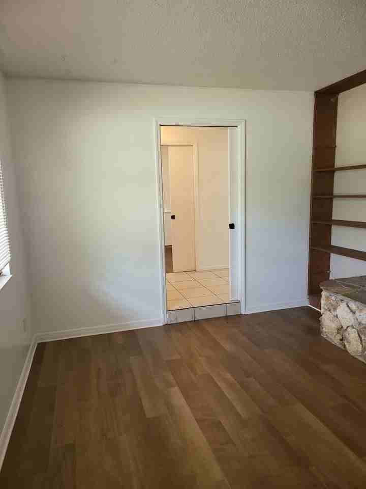 4741 Pilgrims Way - Photo 4 of 17