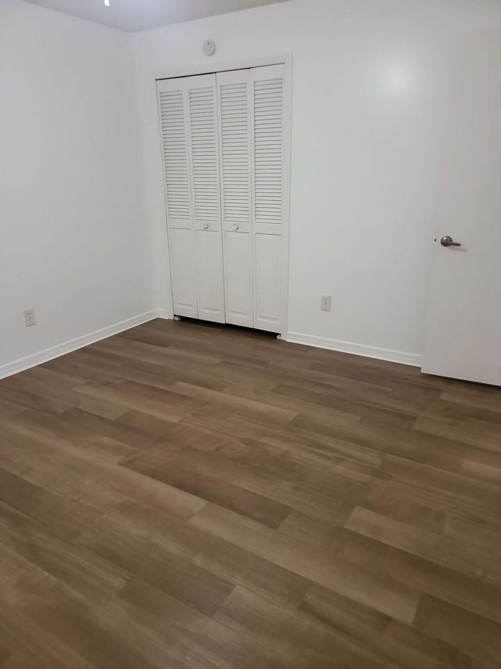 4741 Pilgrims Way - Photo 6 of 22