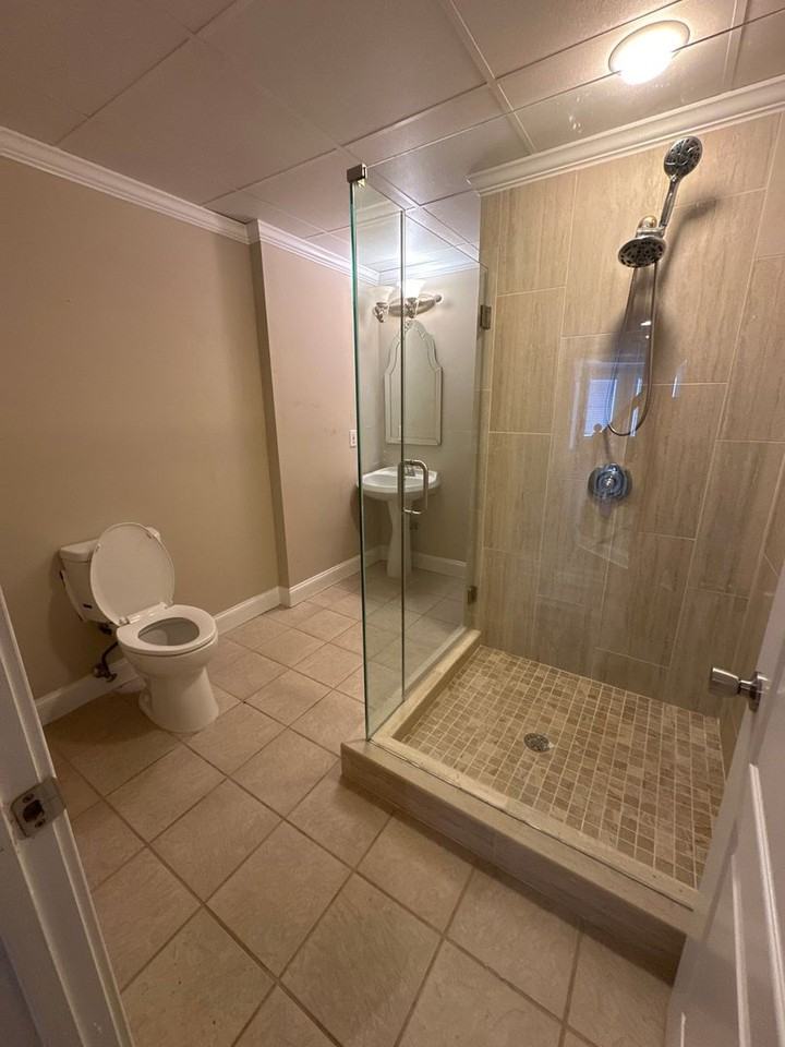 250 Camden Creek Ct - Photo 3 of 19