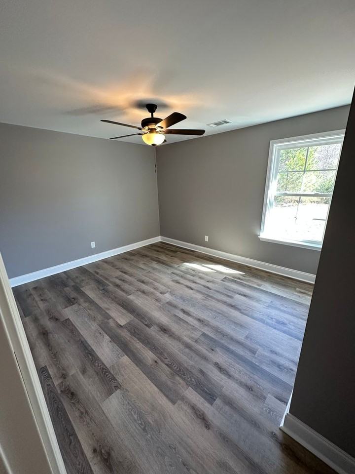 126 Magnolia Ave Apt B - Photo 6 of 9