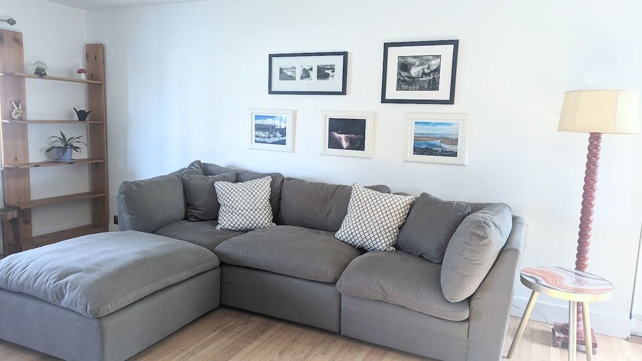 836 Haggin Ave - Photo 2 of 10