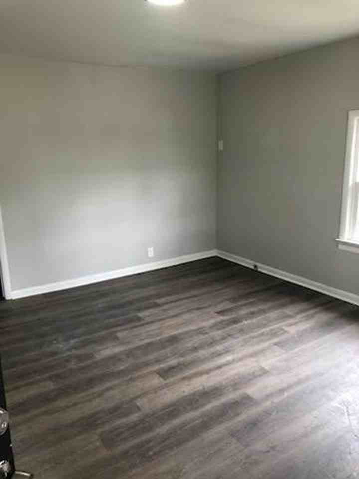 5200 Wayside Rd - Photo 2 of 13