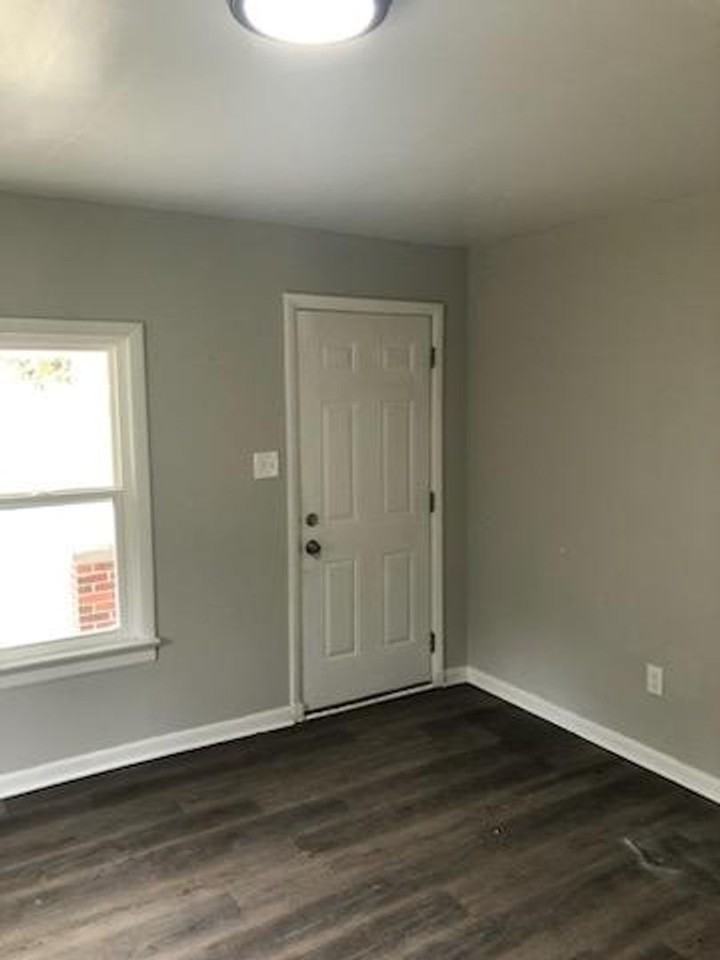 5200 Wayside Rd - Photo 6 of 13