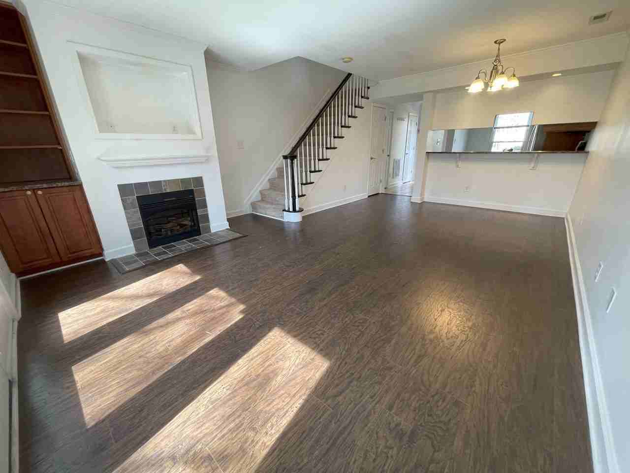 7 Forest Glen Dr - Photo 3 of 40