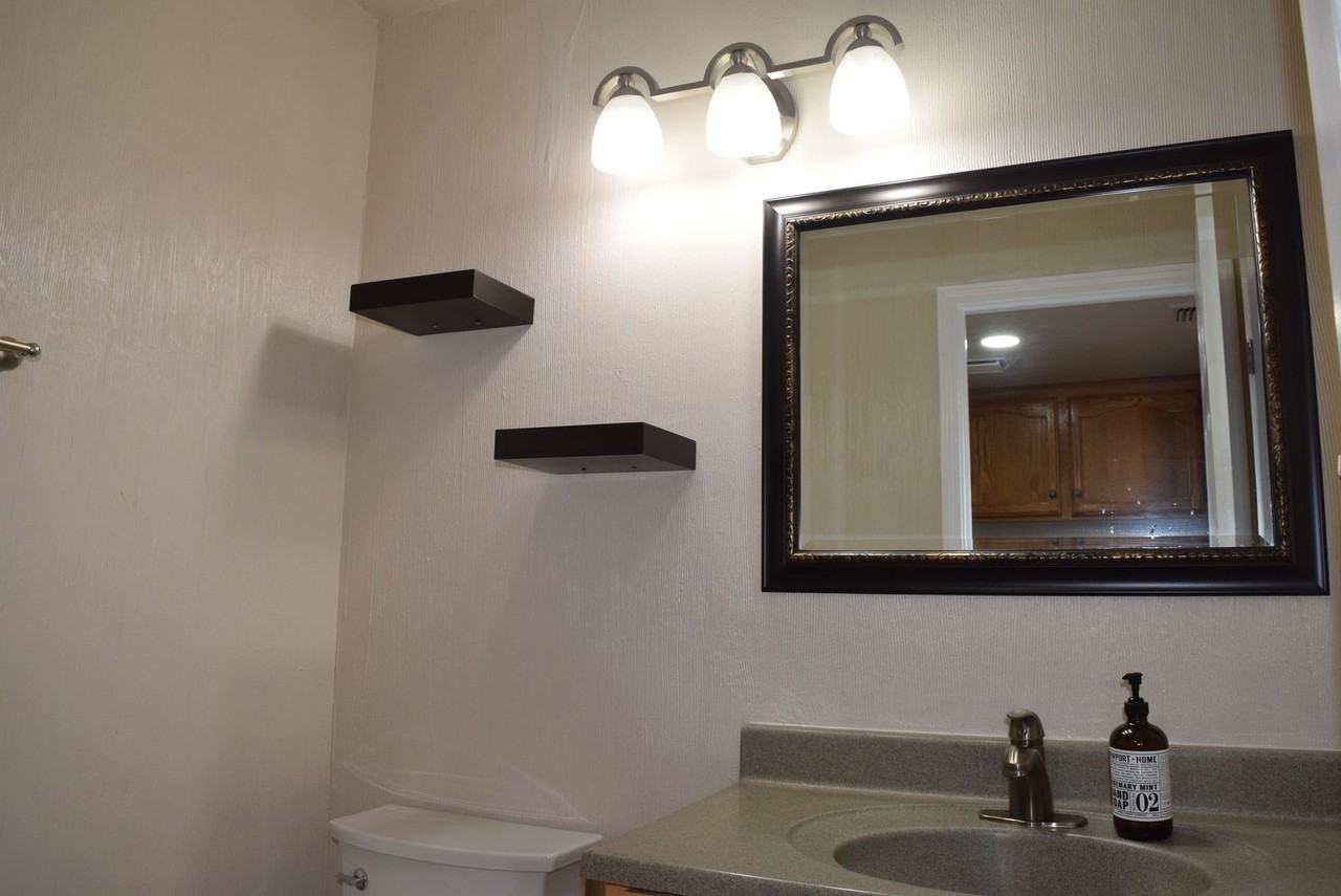 1024 Mcrae Way - Photo 7 of 22