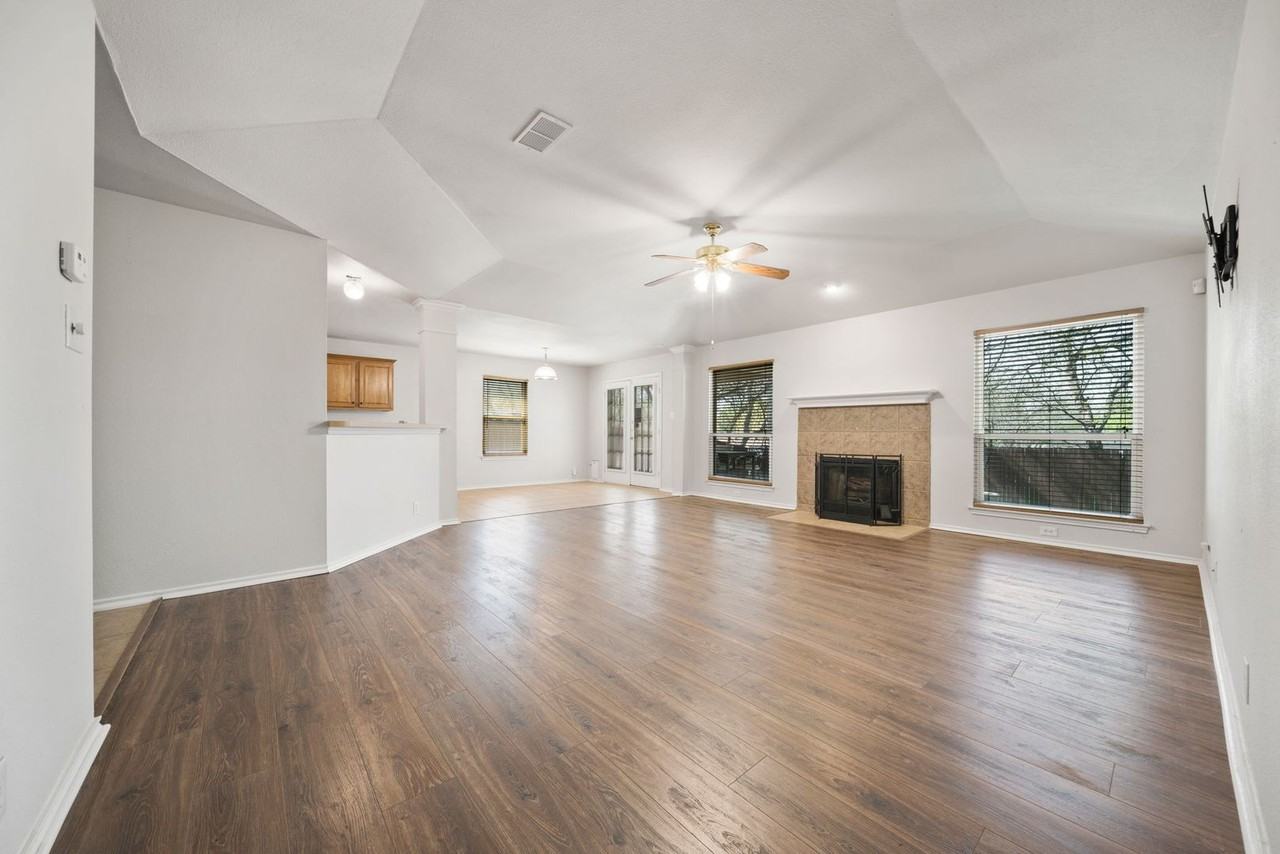 15311 Spring Rock - Photo 5 of 25