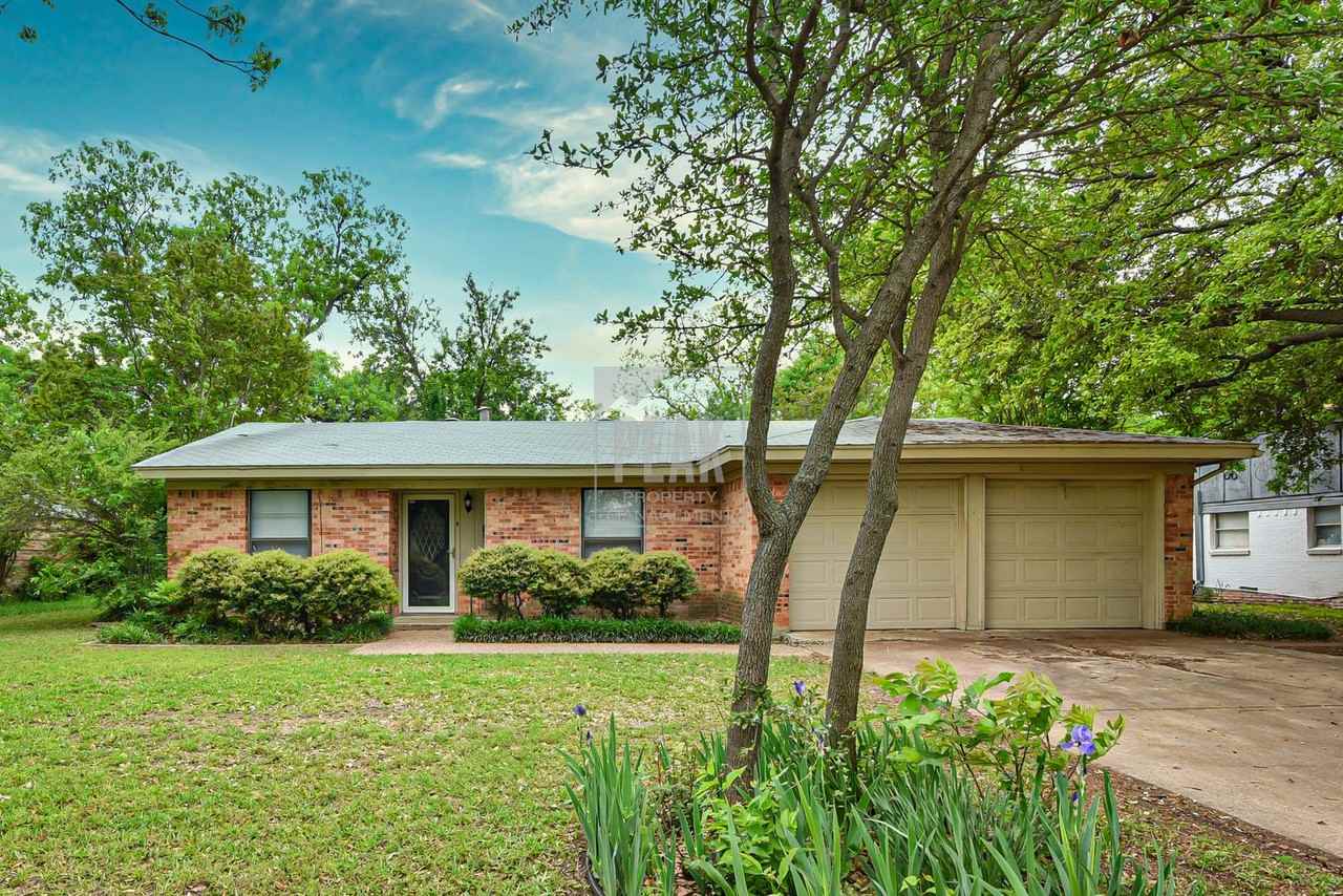 4713 Darla Dr - Photo 2 of 25