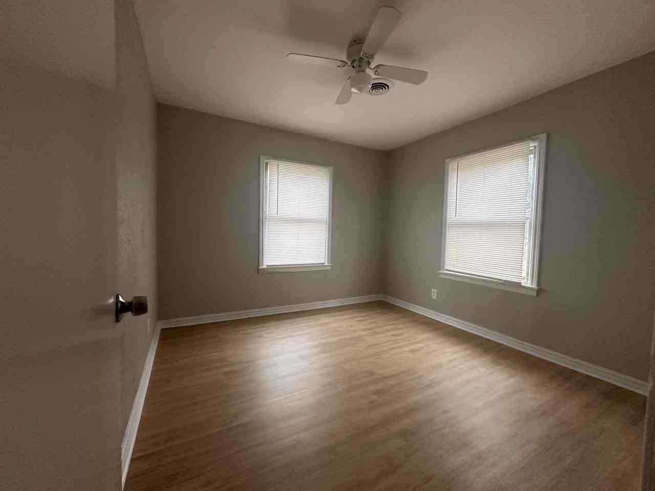 2806 Northwest 19th Street - Photo 7 of 11