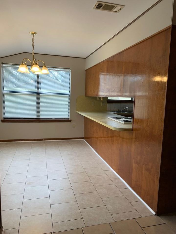 13431 Briargrove Ave - Photo 4 of 15