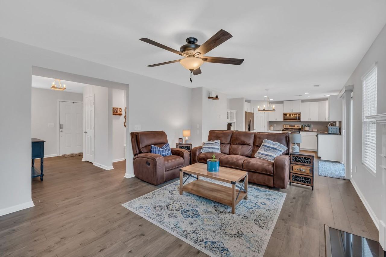 1428 Goodnight Ct - Photo 4 of 30