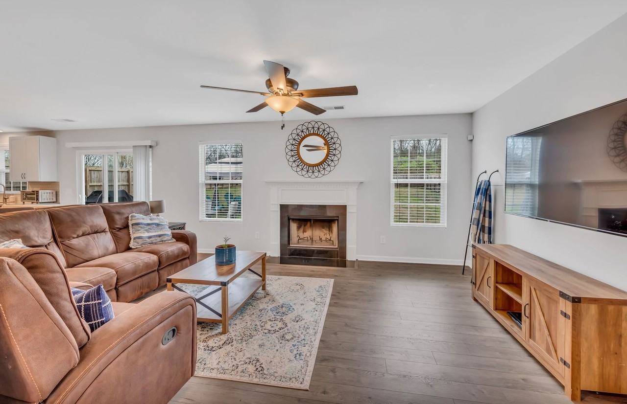 1428 Goodnight Ct - Photo 5 of 30