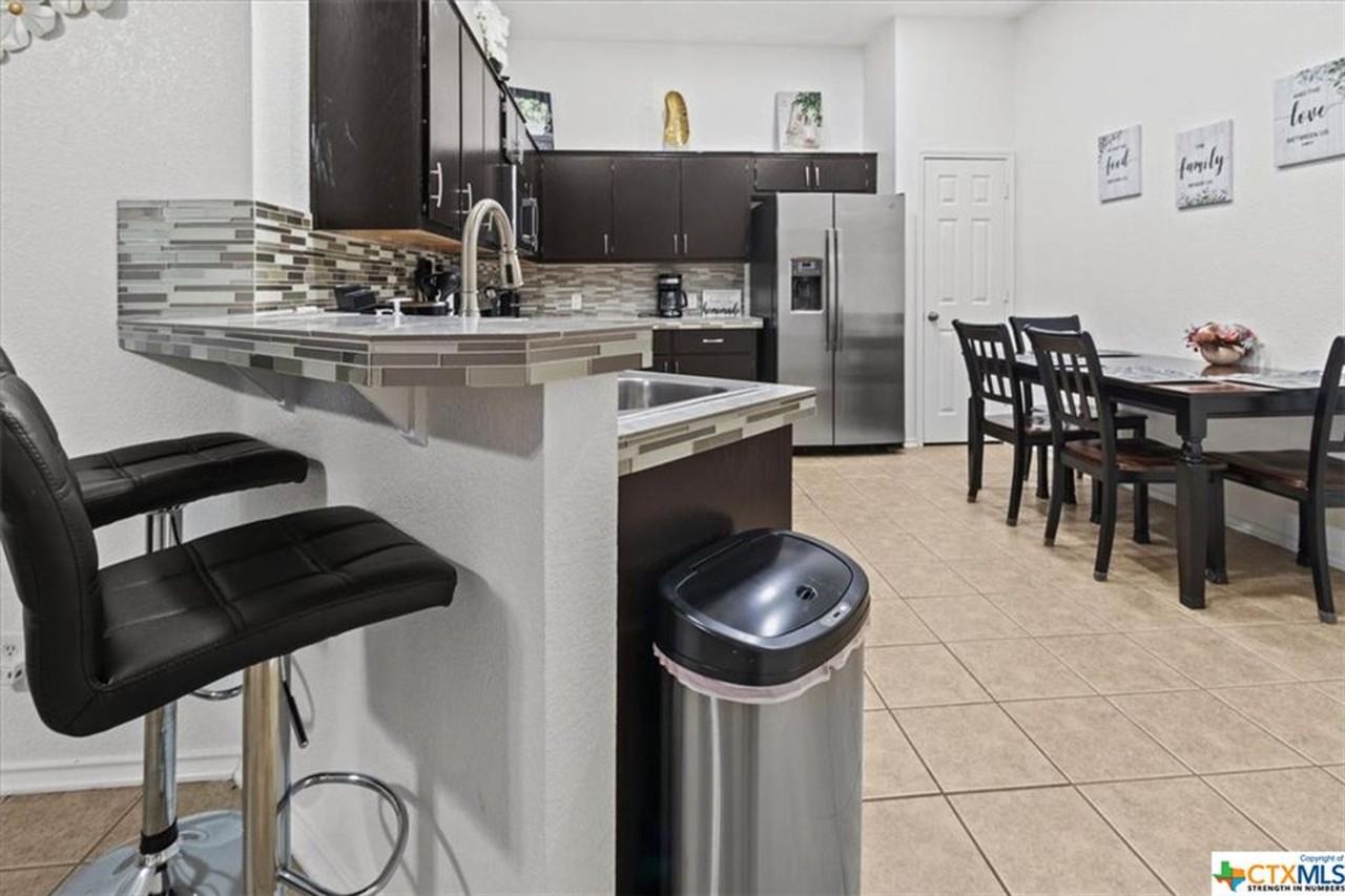 316 Jeff Gordon Dr #A - Photo 6 of 36