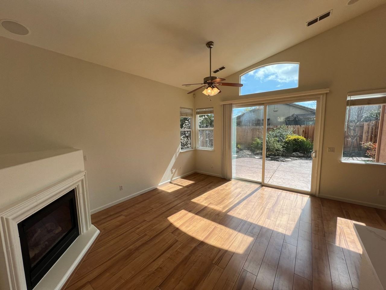 2249 Gallup Dr - Photo 5 of 13