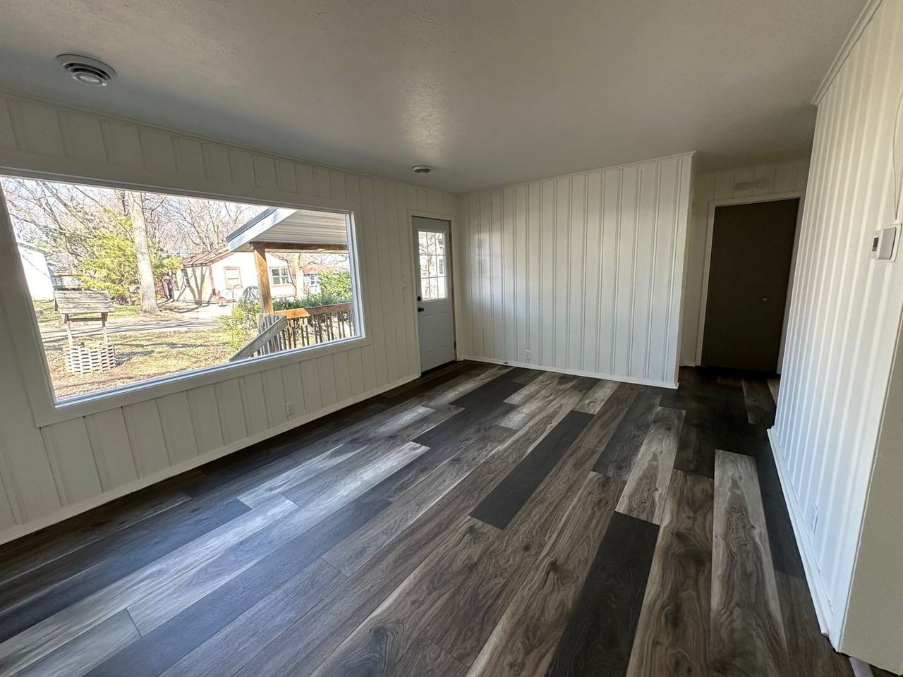 127 Hickory Nut Ln - Photo 4 of 18