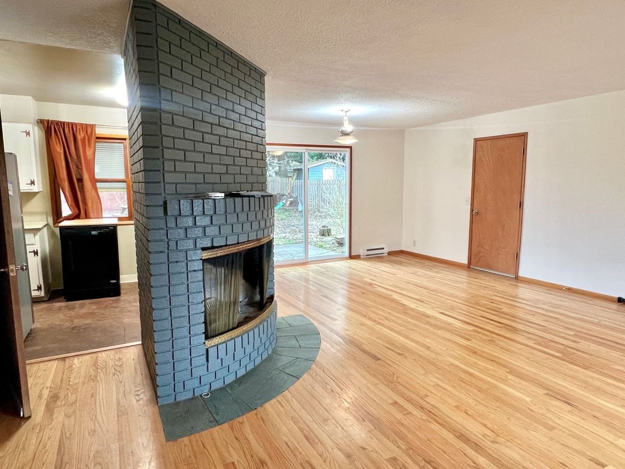 1857 Se 114th Pl - Photo 3 of 23