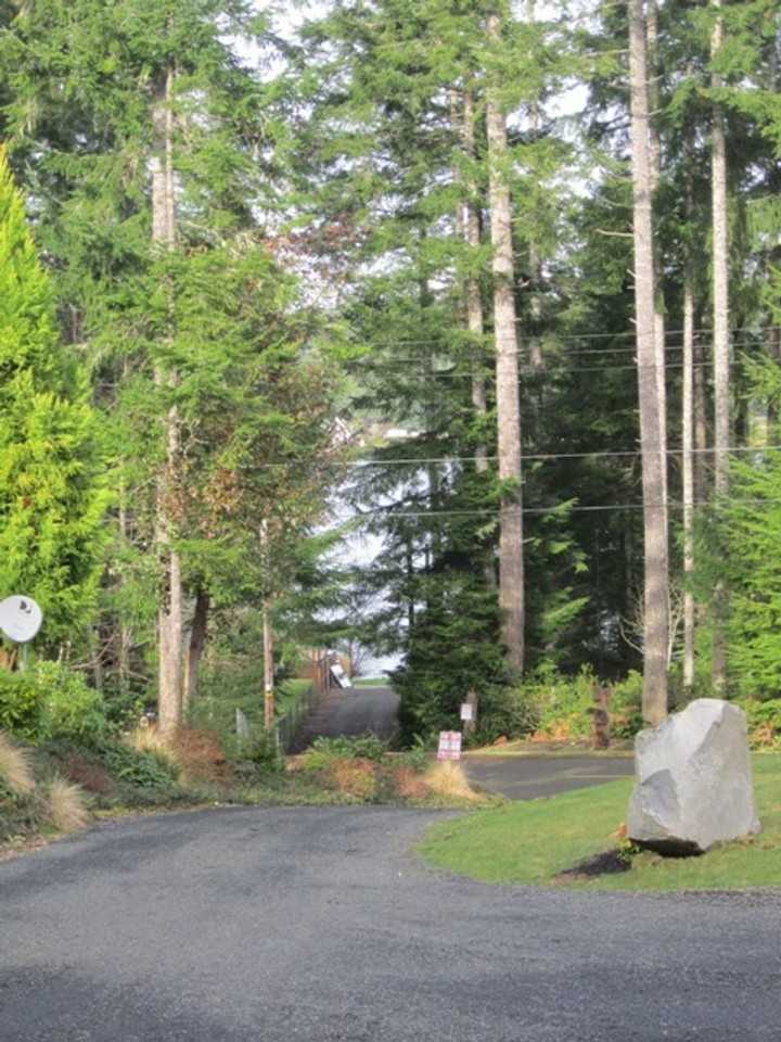 1360 E Mason Lake Dr E - Photo 3 of 13