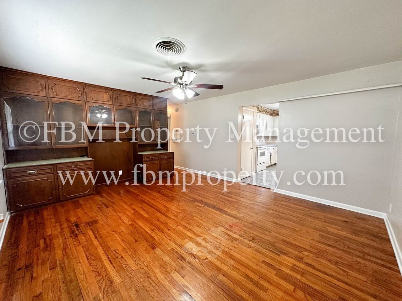 Tyler W 205 / Brown - EG - Photo 3 of 11