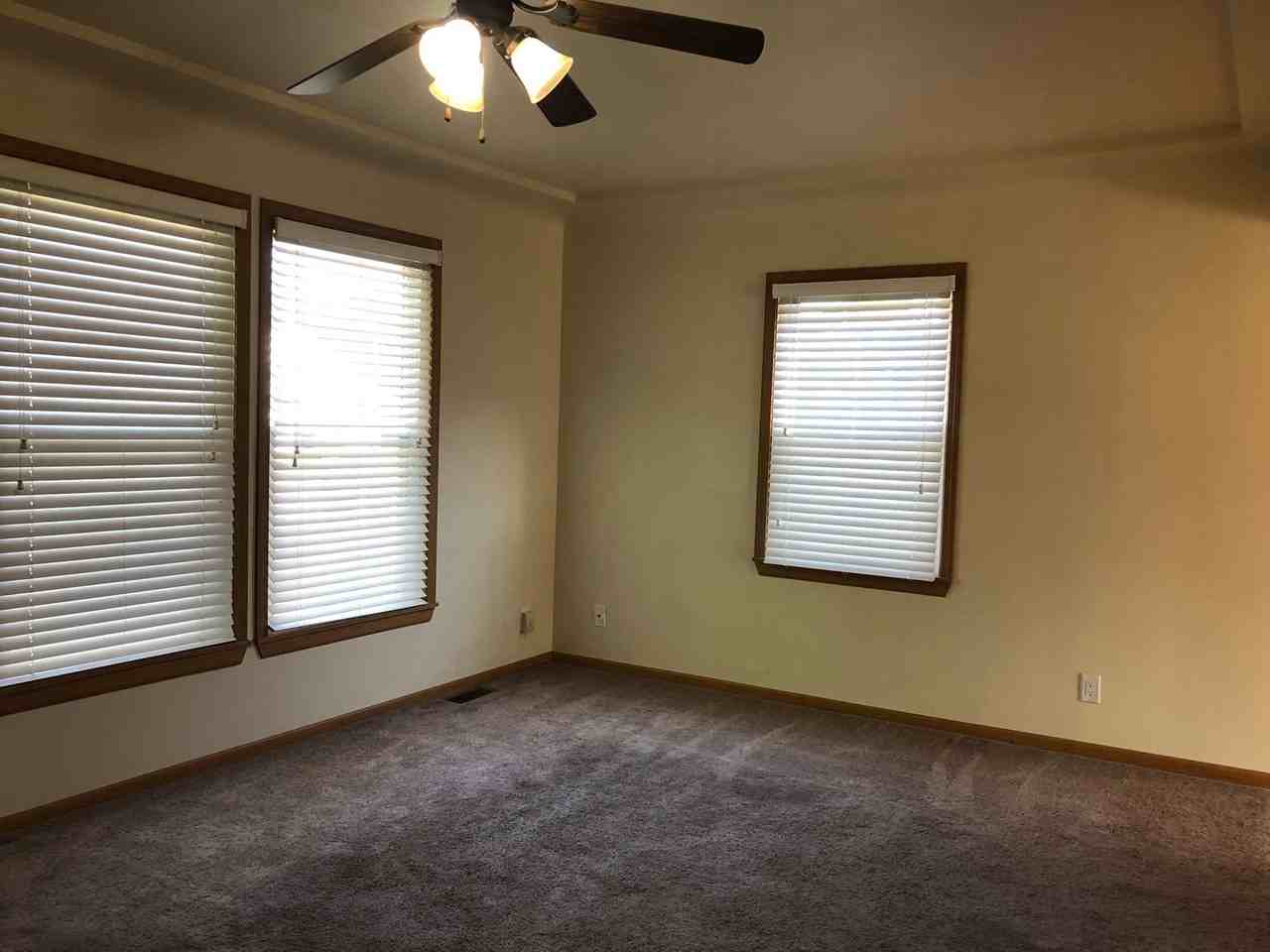 1637 8th St Nw - Photo 3 of 19