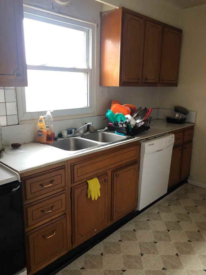 1709 Ravinia Rd - Photo 2 of 5