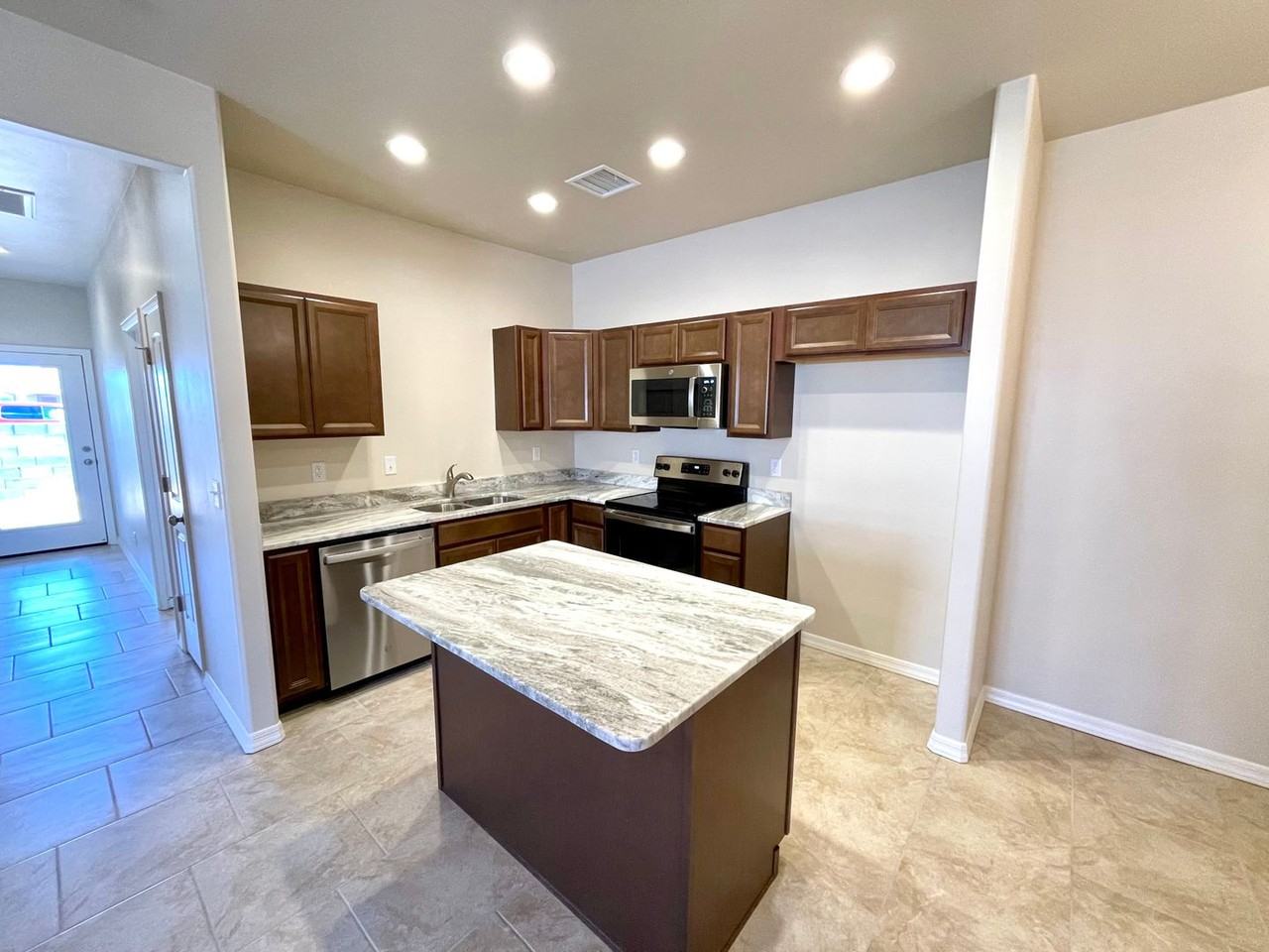 3530 N Lomita St #C - Photo 7 of 21