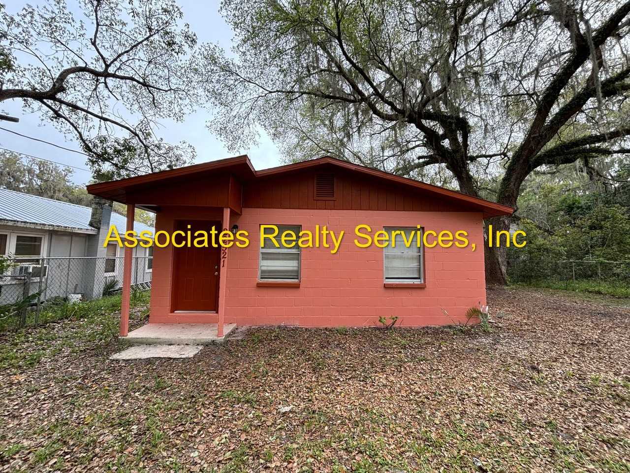 22521 Se 72nd Ave - Photo 2 of 9