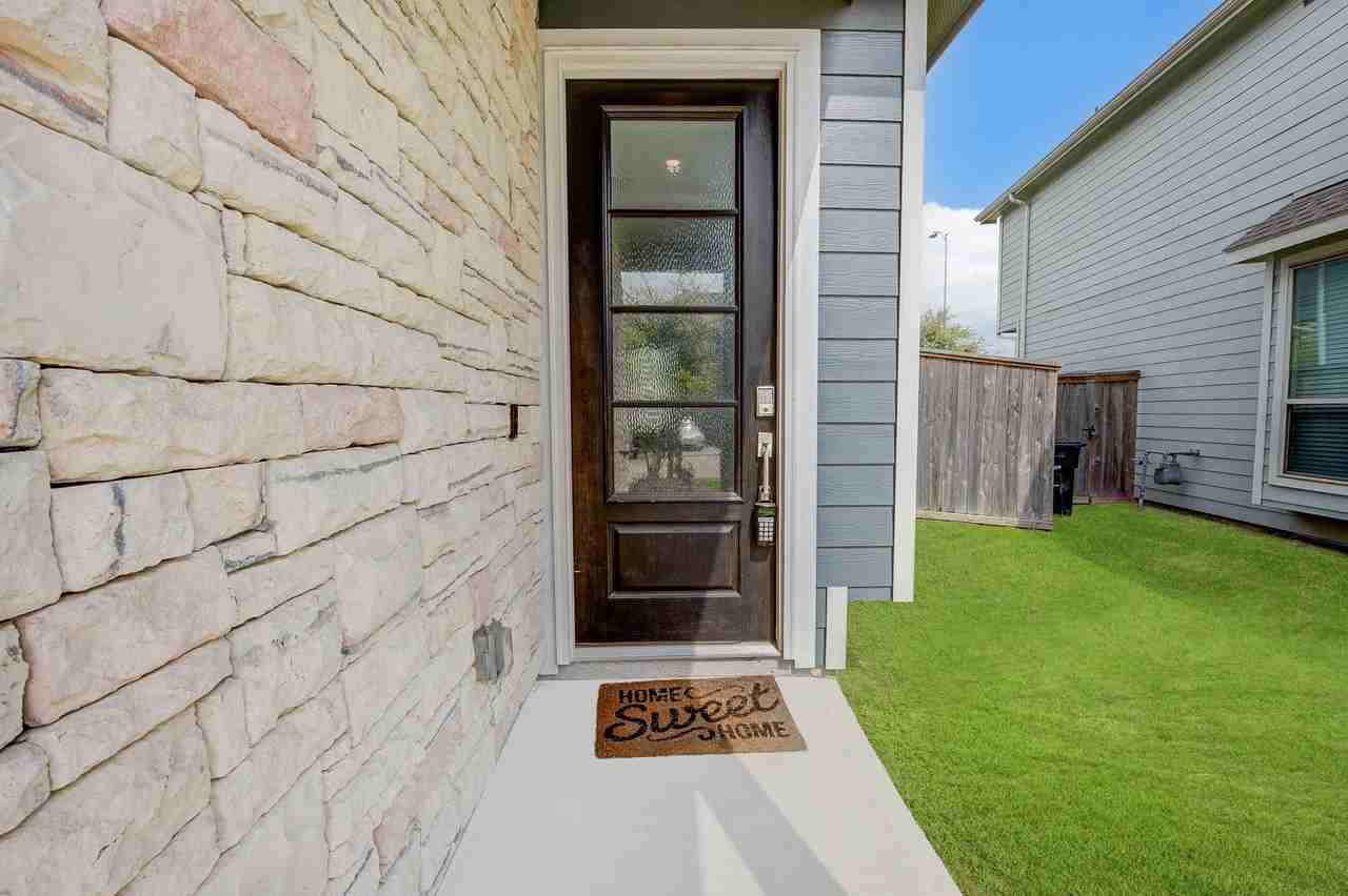 207 Club Crest Ln - Photo 3 of 29