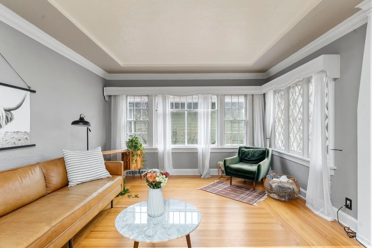 2209 1st Ave S - Photo 5 of 23