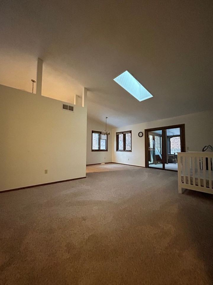 3617 Parkwood Pl - Photo 6 of 12
