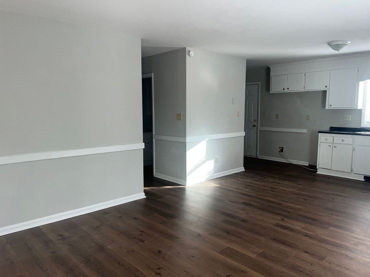 1704 Charter Drive - Photo 3 of 7